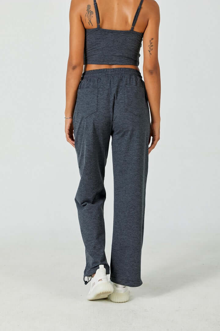 women dark heather grey CloudFleece™ wide-leg sweatpant with adjustable waistband and deep side pockets.