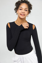 BreeLite™ Long Sleeve T-shirt with Thumb Hole - SALTUM SPORTS