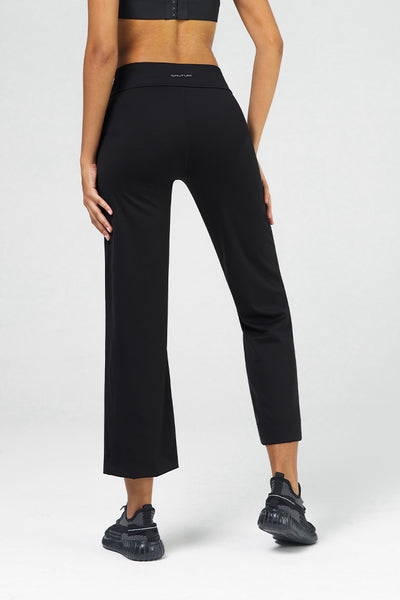 Saltumsports.com Saltum -7/8 High-Waist Straight Leg Pant LULULemon ALO 