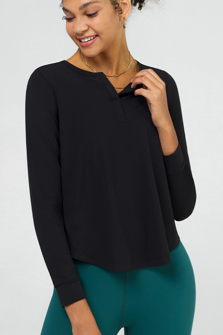 BreeLite™ V Neck Long Sleeve Top - SALTUM SPORTS