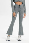 Saltum - Cropped Hoodie & Flare Legging Set Saltum - Cropped Pullover Hoodie saltumsports.com - alo - lululemon