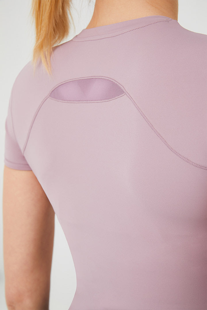 Crop Finesse Short Sleeve - SALTUM SPORTS