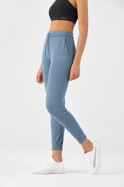 AeroChic™ High-Rise Jogger - SALTUM SPORTS
