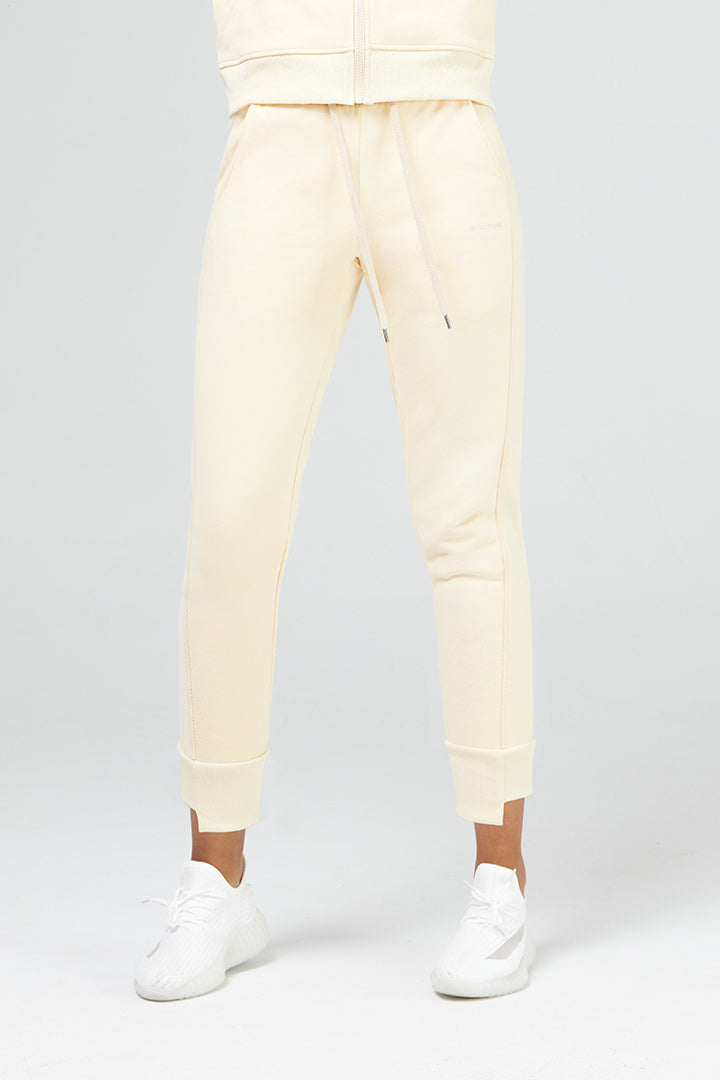 Mid-Rise Sweatpant - SALTUM SPORTS