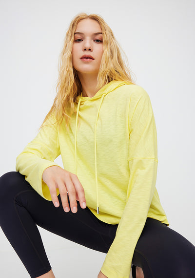 Lightweight Hooded Workout Sweatshirt - SALTUM SPORTS