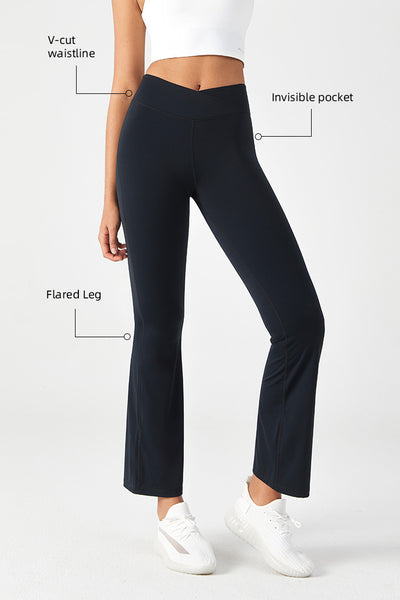 Saltum - Crossover Black Flare Legging with Inner PocketSaltumsports.com Saltum - CloudFleece™ Cropped Crew Pullover & Legging Set 7 8 leggings LULULemon ALO 