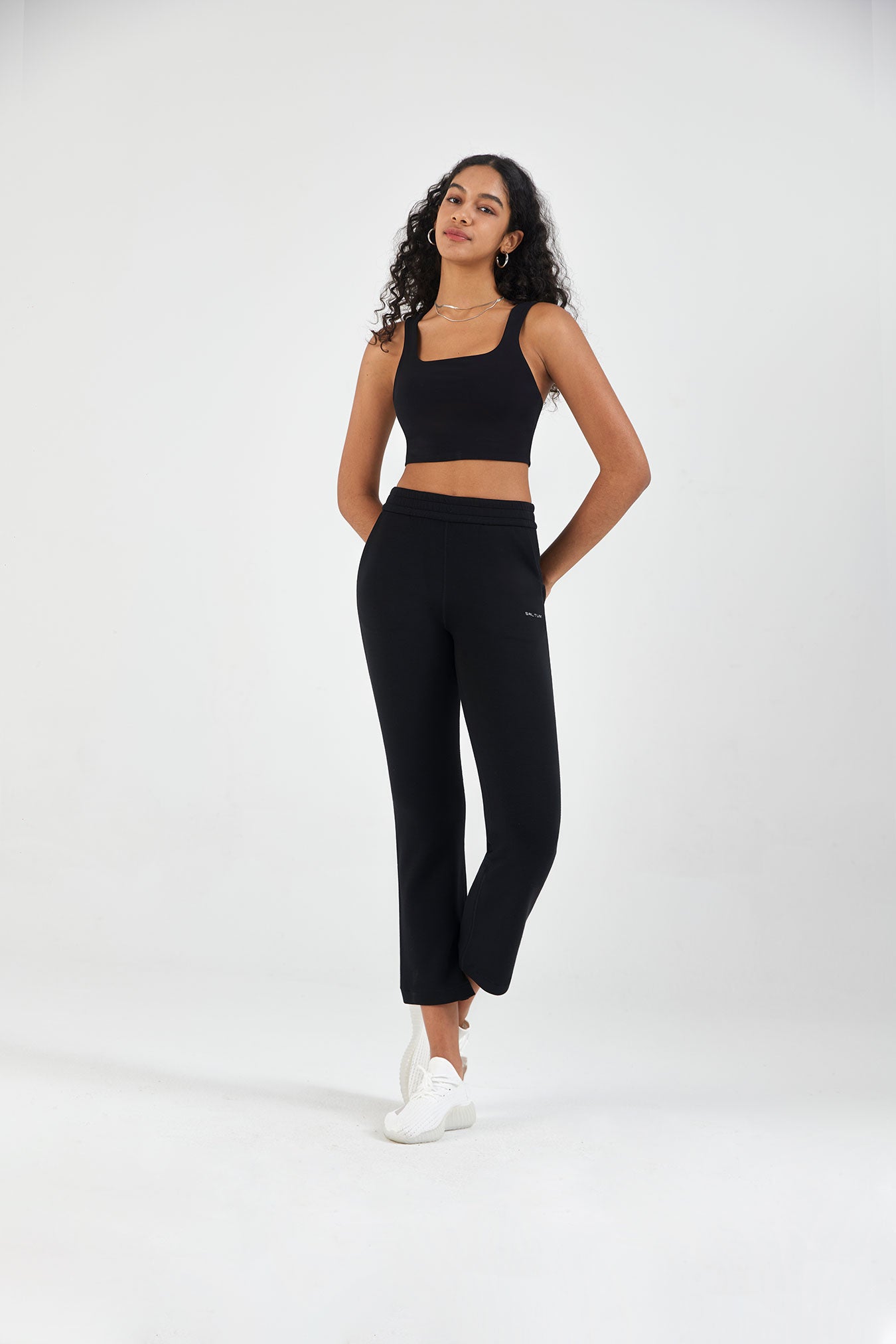 SALTUM SPORTS Black Yoga Crop Tops and Legging Sets 