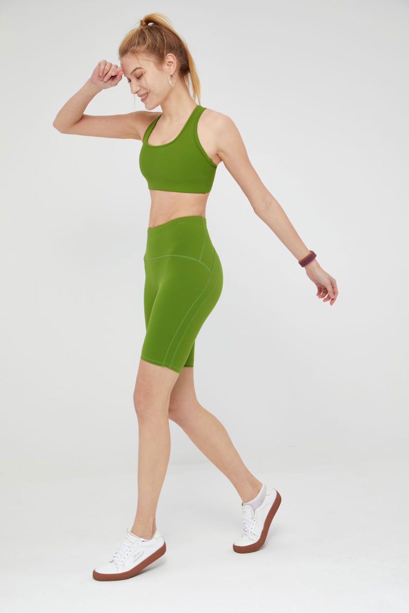 Woman green athletic outfit M Line Biker Shorts 