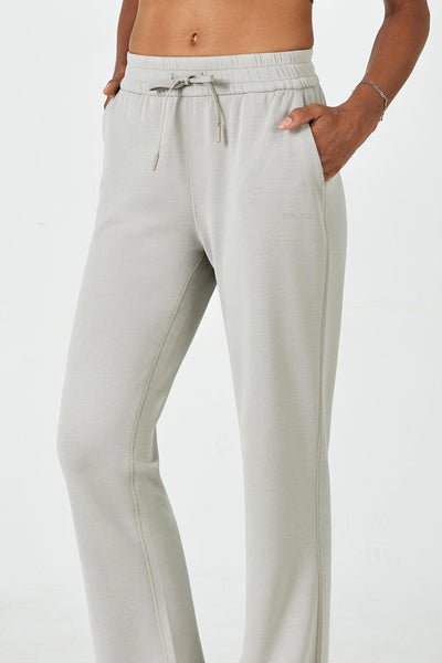 AeroChic™ Full-Zip Hoodie & Yoga Pant Set - SALTUM SPORTS